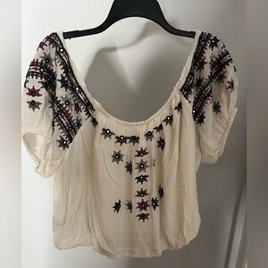 Lovely FREE PEOPLE embroidered top -Size LARGE